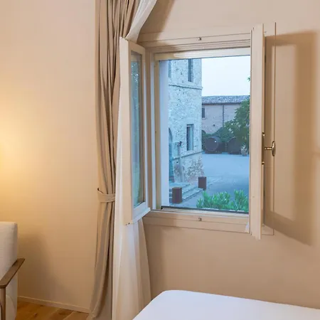 شقة Castello Di Ribano Le Dimore سافينيانو سول روبيكوني