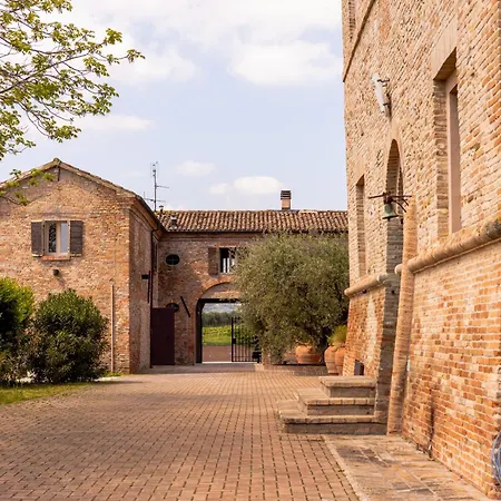 Castello Di Ribano Le Dimore * 사이비그나노수르루비코니