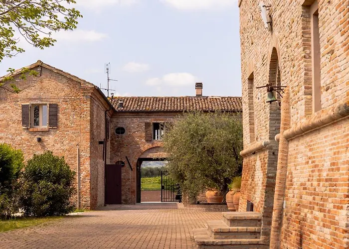 Castello Di Ribano Le Dimore * Savignano sul Rubicone